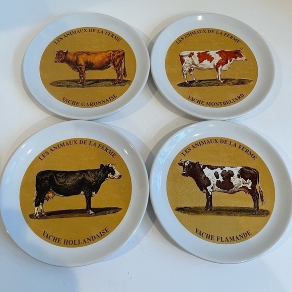 French Animals of the Farm Cow Plates - Picture 1 of 7